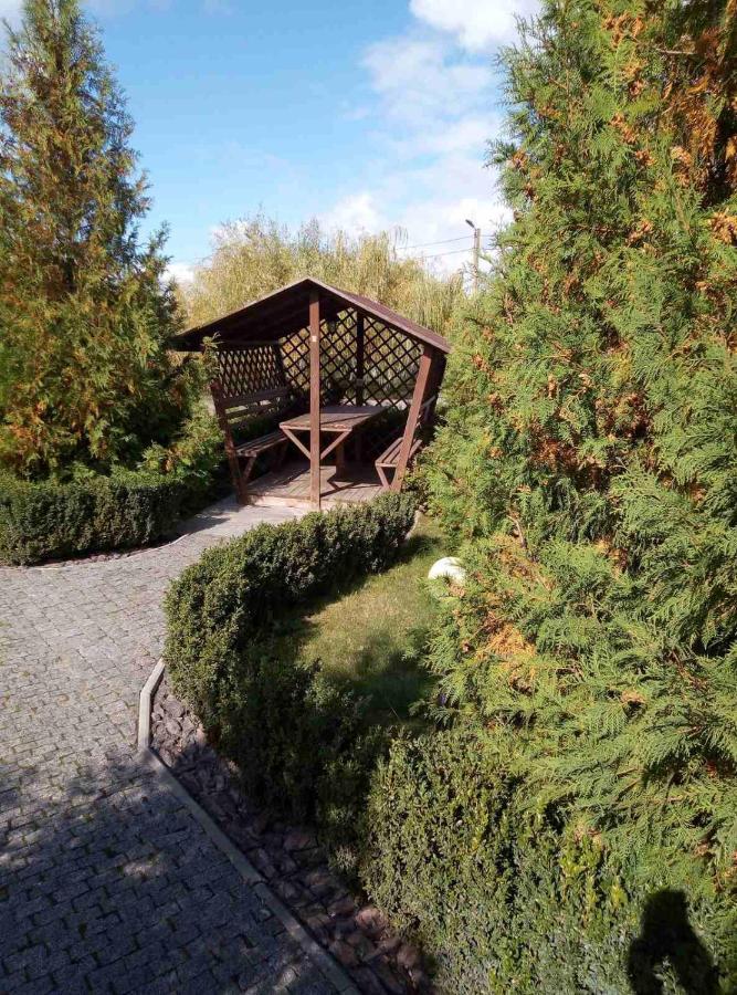 Готель "У Свата" Гришківці Бердичівський Р-Н Hryshkivtsi Exterior photo